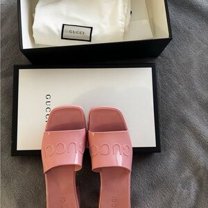 Gucci Pink Sandals with Wide Strap and Molded Footbed